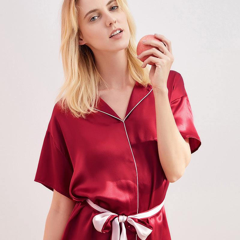 Red Lapel Silk Nightgown